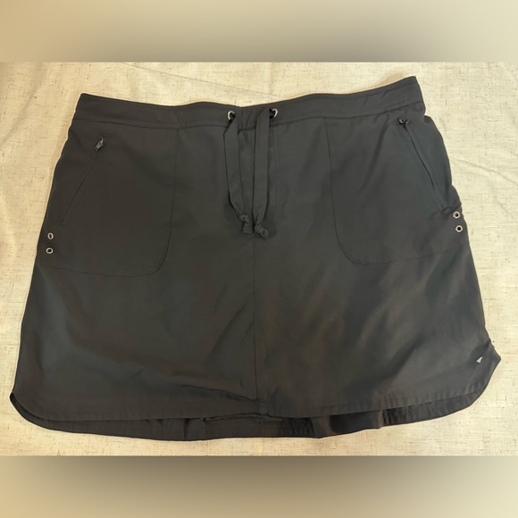 💜Free Country Black Drawstring Active Skort - Picture 2 of 10